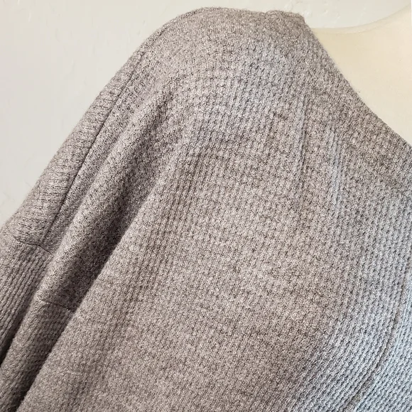 J. Jill Top Womens Gray L Tall Gray Thermal Waffle Knit Minimalistic Pullover - Picture 5 of 8